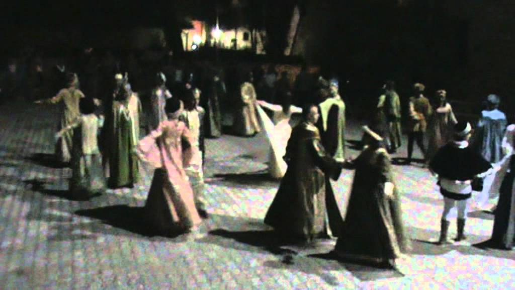 Danza Celtica ( GIORNI AL BORGO 2012 a Montesarchio BN in Villa Comunale )
