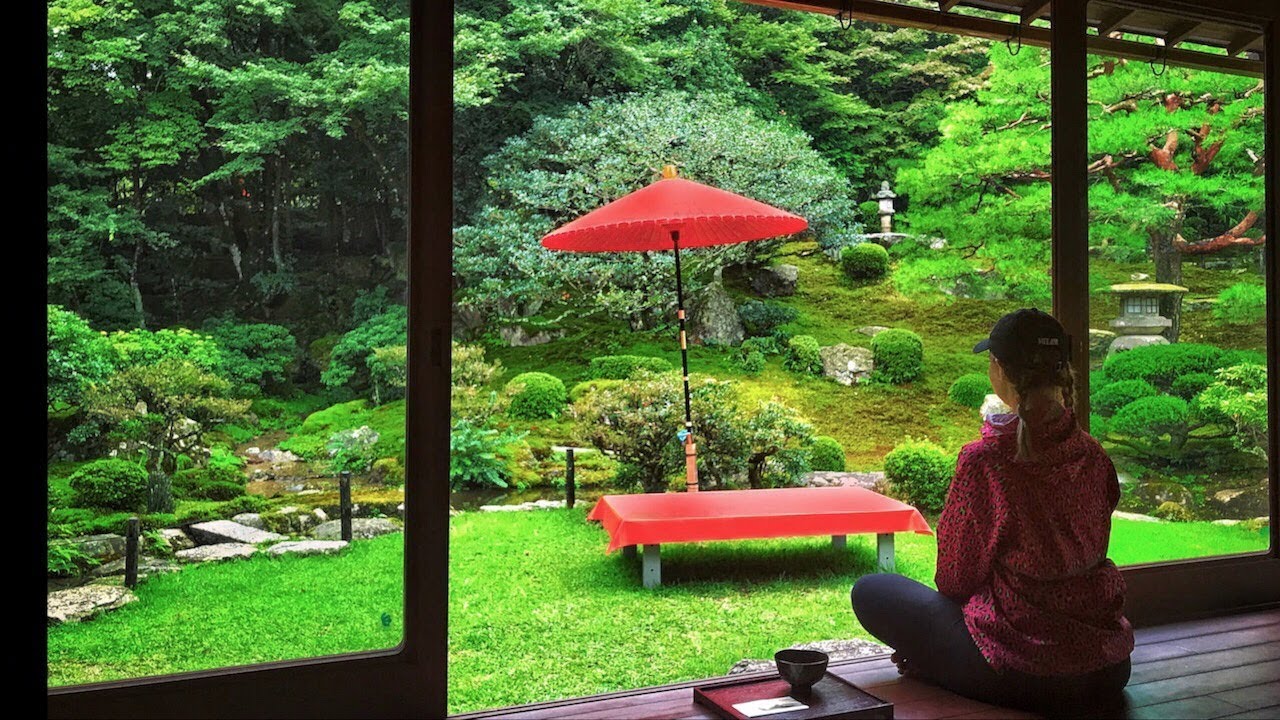 How to Enjoy a Rainy Day in Japan