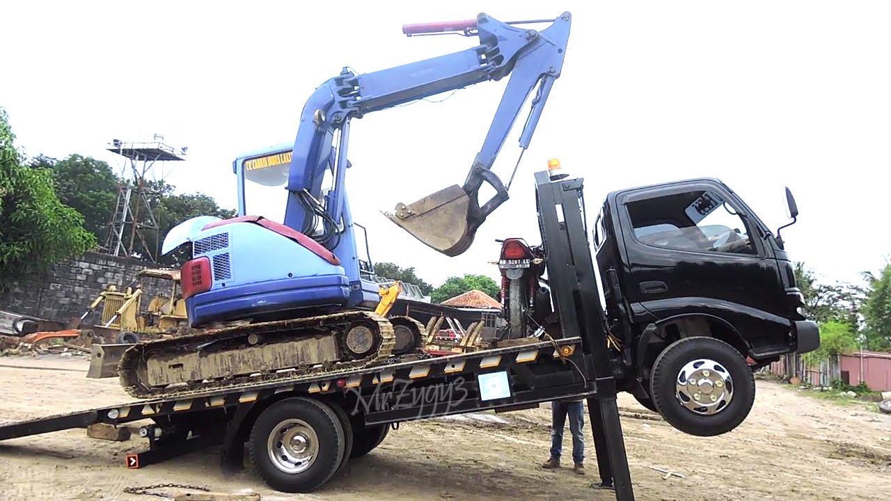 Mini Self Loader Truck Toyota Dyna 130HT