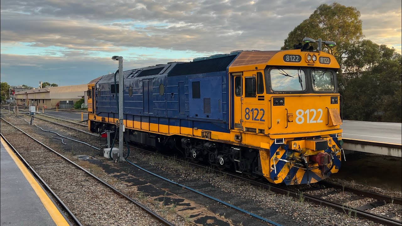 Action at Keswick: 1AM8, 7MP1 & shunts