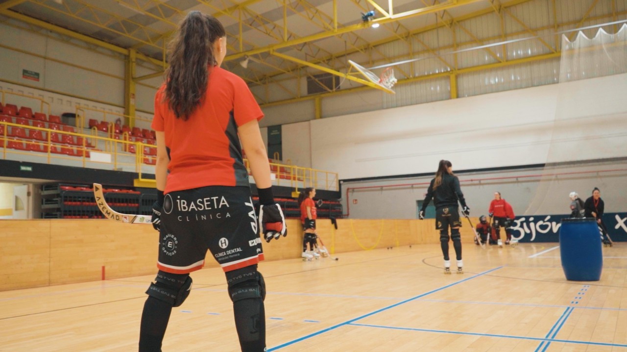 Hockey. Muyer y deporte “Elles Marquen“