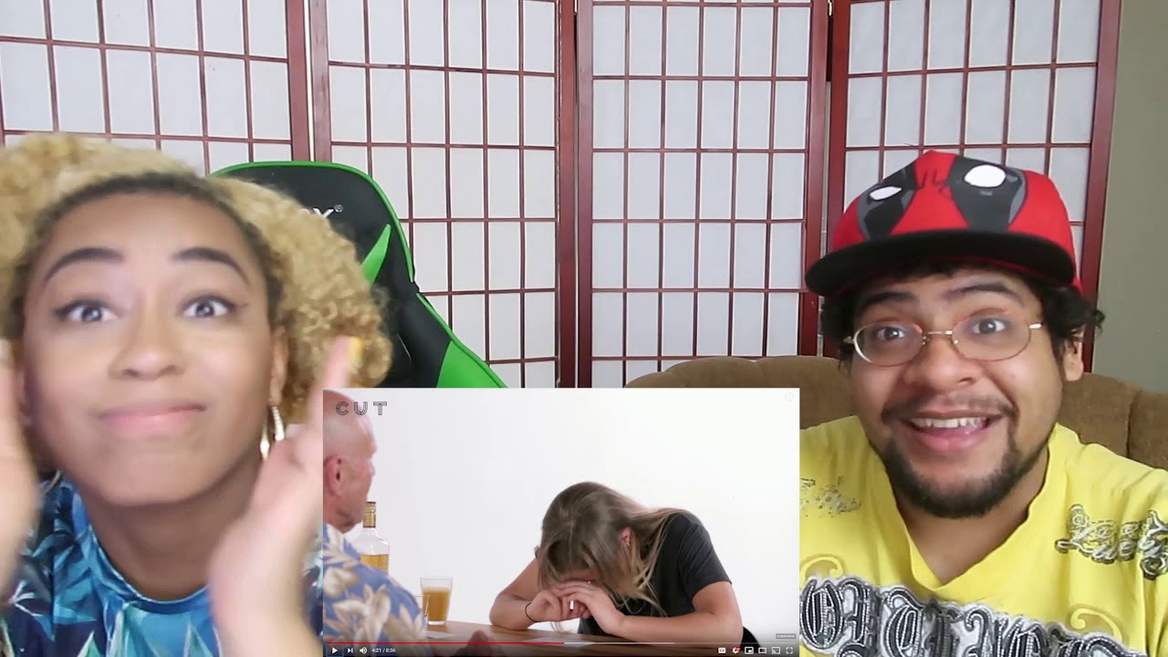 Бабушки и дедушки с внуками играют в «Правду или выпивку»! SkittenReacts ft Chavezz
