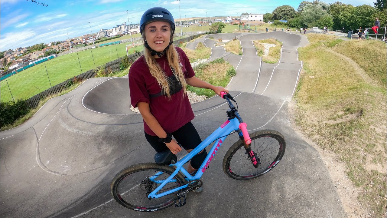 NEWHAVEN PUMP TRACK IS SICK! *GAP JUMPS AND TRICKS*