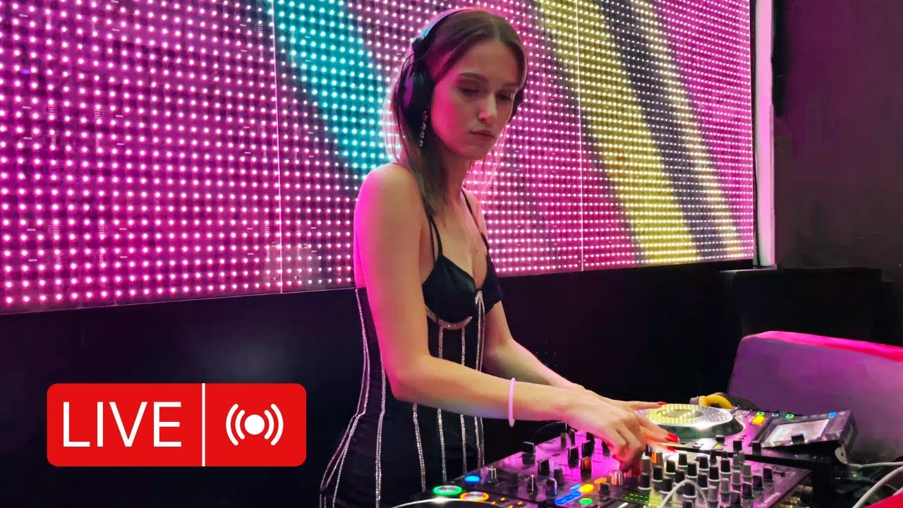 SOFÍDIA - Pacha Barcelona live performance