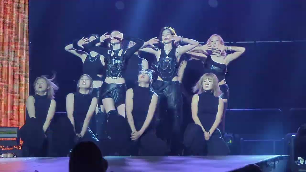 aespa (에스파) - Armageddon | Orlando 250206 | Synk Parallel Line World Tour