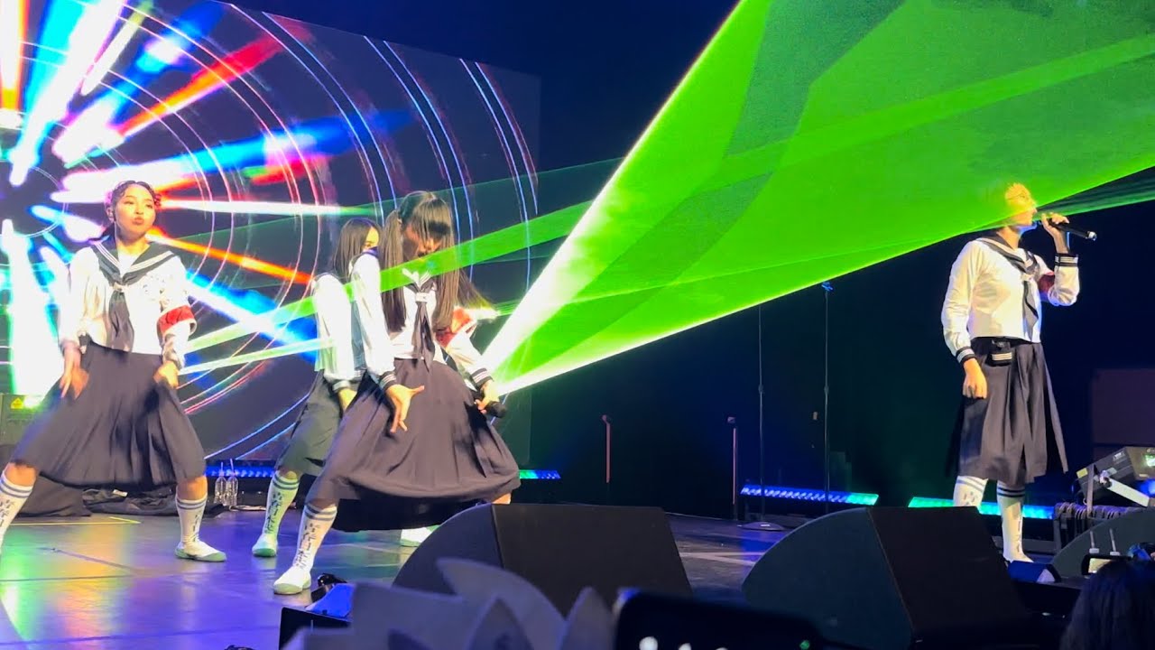 ATARASHII GAKKO! - 新しい学校のリーダーズ Otona Blue / オトナブルー Remix @ The Fonda Theatre