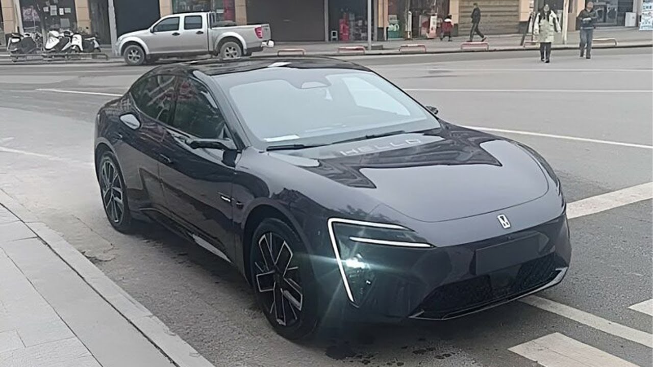 All-New 2025 Huawei AVATR 06 - luxury sports sedan revealed, Exterior and Interior!