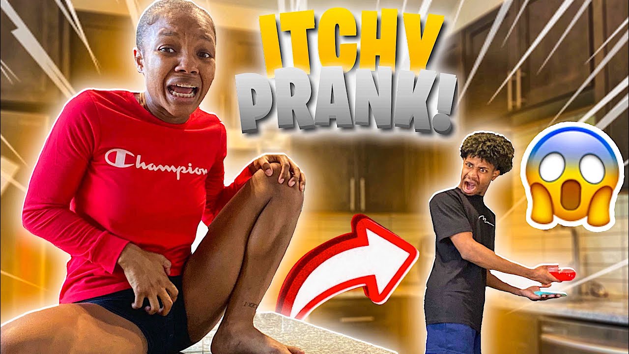 ITCHY KITTY PRANK ON BOYFRIEND!! *HILARIOUS REACTION*