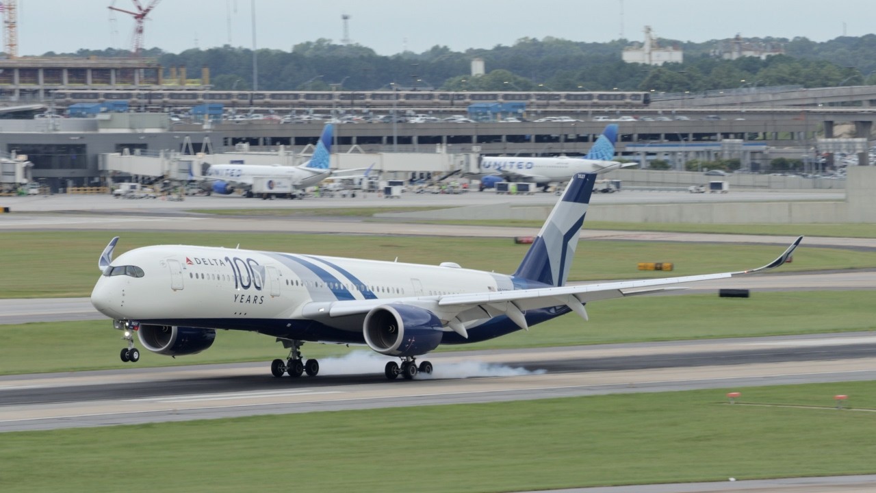 Atlanta’s HEAVY RUSH! Nonstop Widebodies, Special Liveries & More – All in Stunning 4K Action!