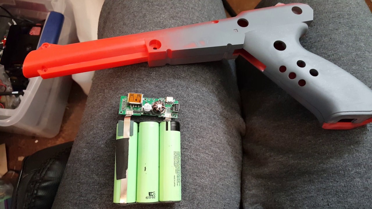 Wii Remote Inside Zapper Gun Part 1