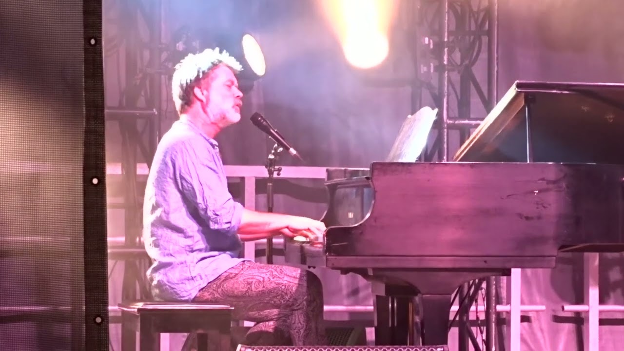 Rufus Wainwright: Old Song