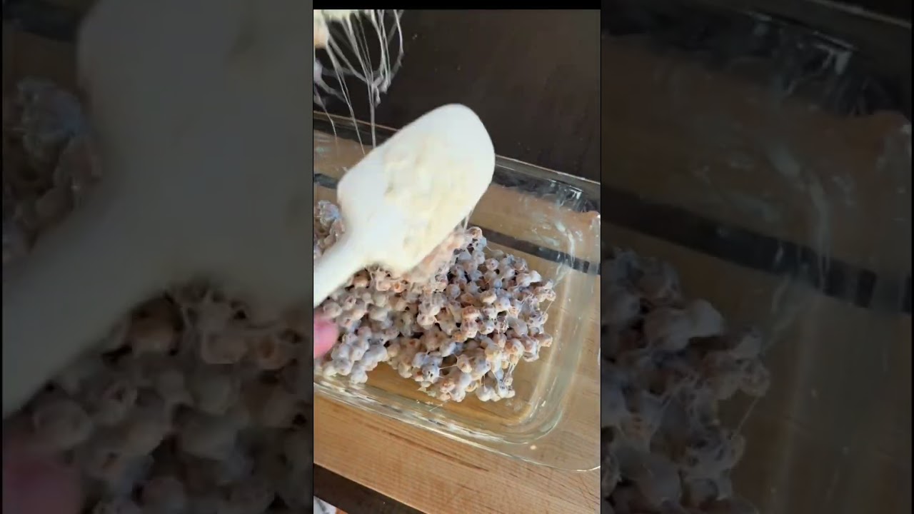 Reese&rsquo;s Puff Marshmallow Treats