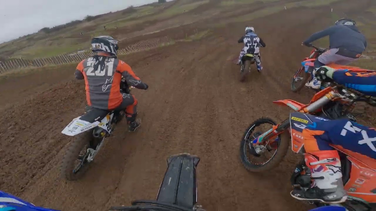 Cheddar MX with Alex having his 1st go at MX