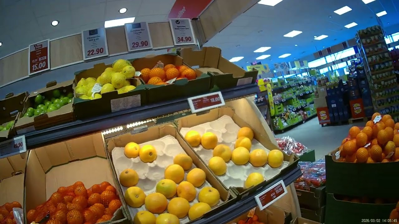 Till Lidl och nån gillade Jesus-mössan inne på Lidl. Örebro 2 Mars 2026