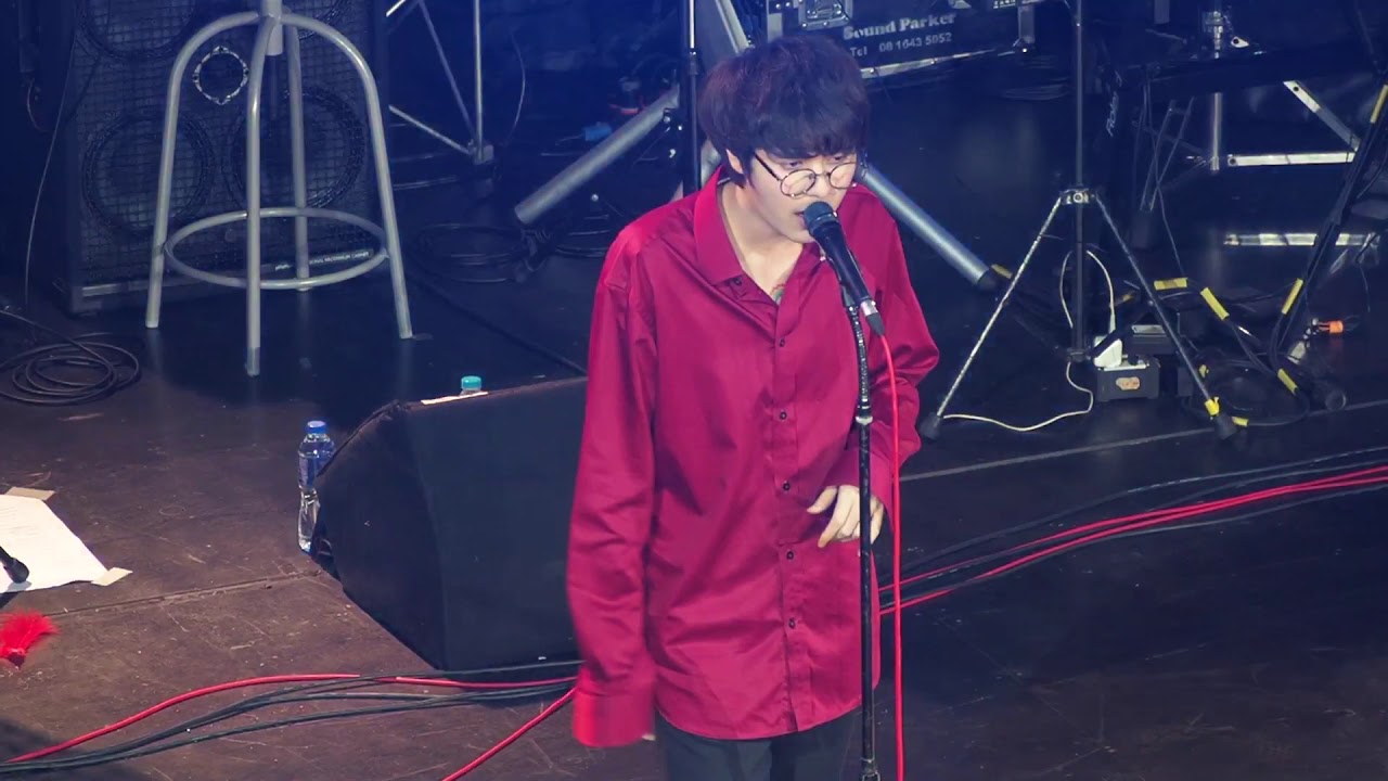 หน้าหนาวที่แล้ว+ลาลาลอย+ก่อนฤดูฝน - THE TOYs l Jern Jern The Aura Butterfly Concert