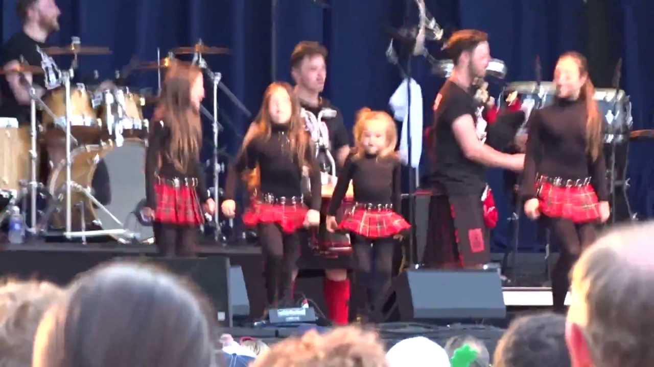 The Wee Red Hot Chilli Pipers