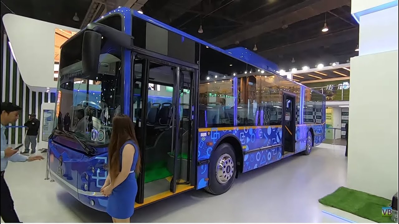 केवल बैट्री से चलने वाली बस JBM 2431 C City Life electric bus in auto expo 2020