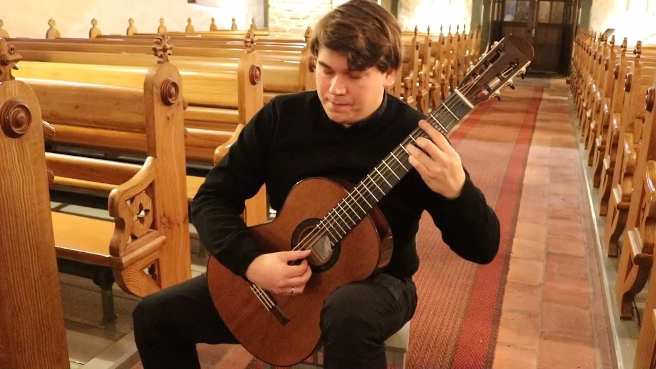 F. Couperin | Les Barricades Mystérieuses | Patrik Kleemola, guitar