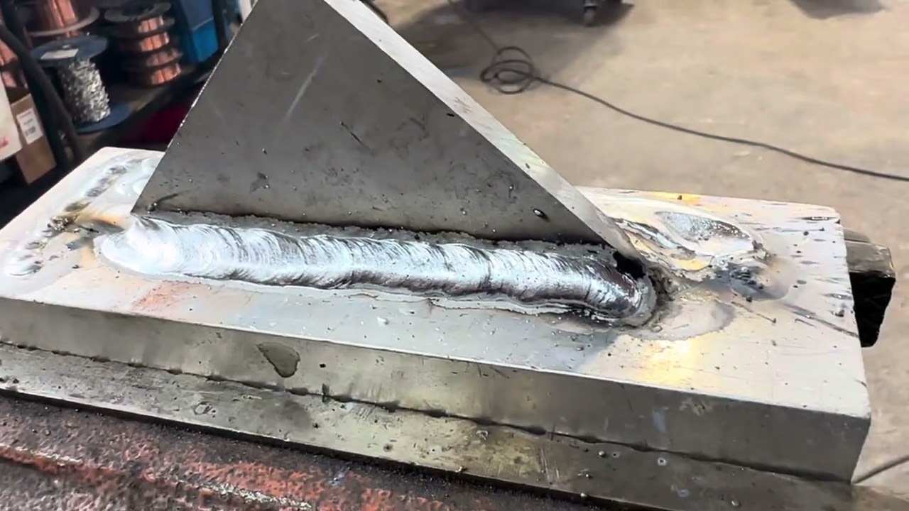 Kemppi pulse 3000.Tel.0733052780