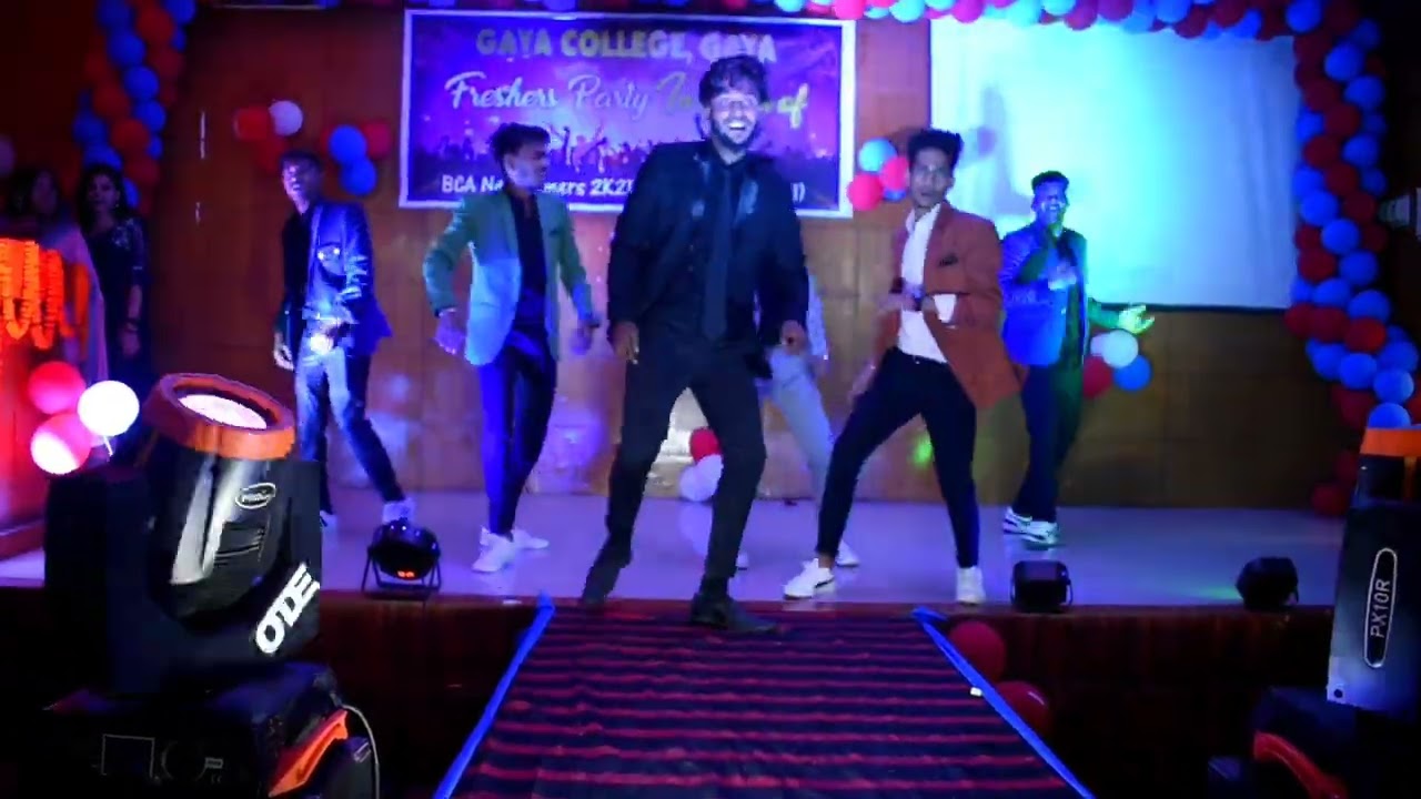 The Backbenchers!!Amazing dance performance !! freshers party 2k22!! 🥰!! Gaya college gaya