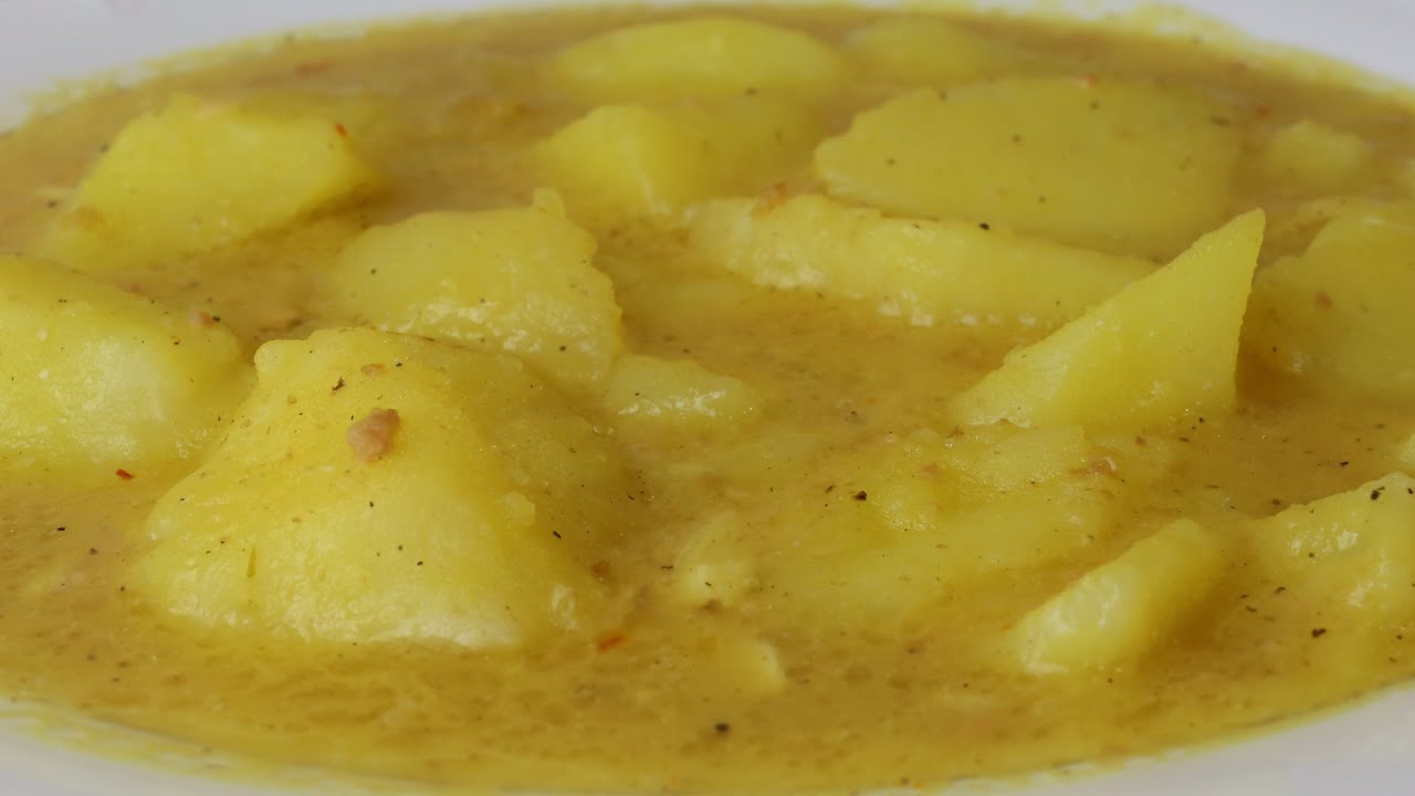 Guiso de patatas con almendras