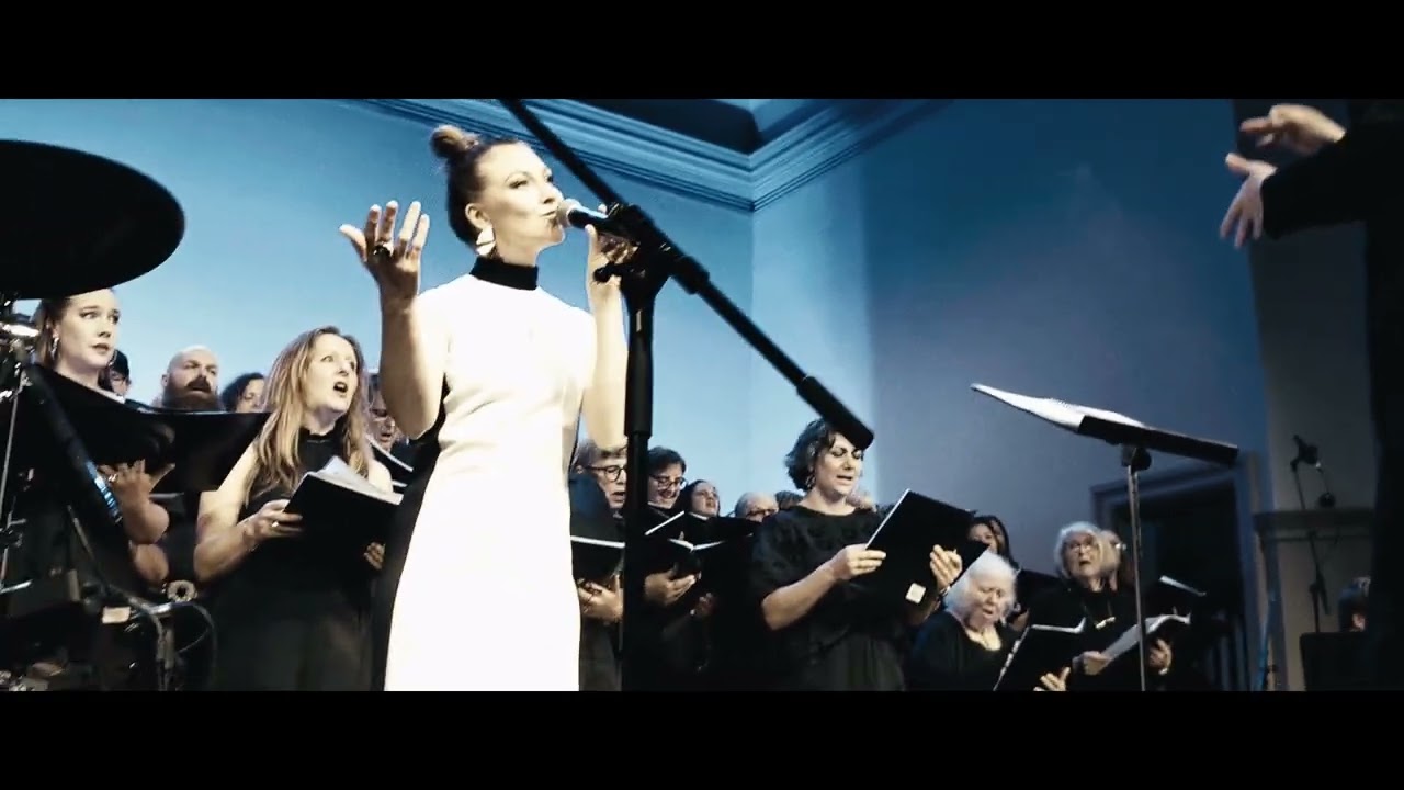 Stimmung Choir Rocks Radiohead's Ok Computer (Full show)