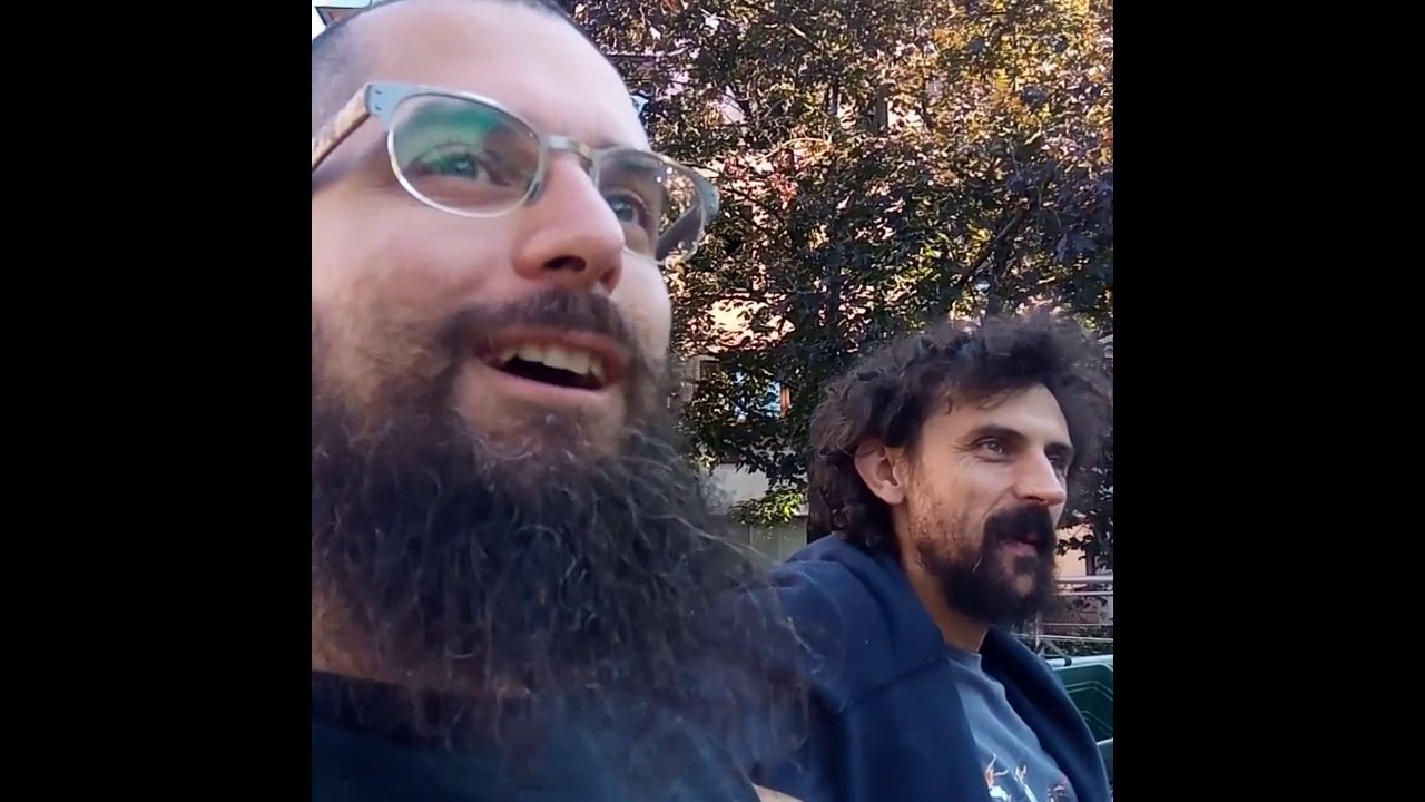 Waiting Life: PegPerego Leaks - In tour con gli Uochi Toki