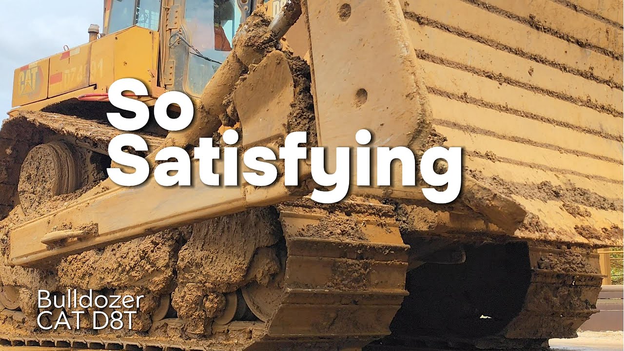 Так приятно смотреть. Бульдозер CAT D8T
