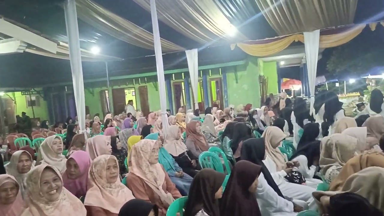 Penampilan Haflah Akhirussanah TPQ Nurul Hikmah