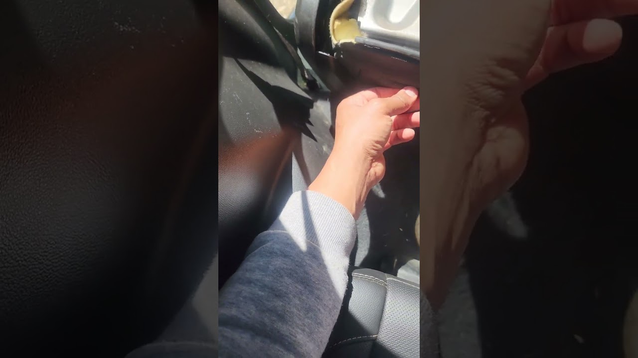 FIXED: Middle Row Seat Belt Stuck (This May Save You Some MONEY)