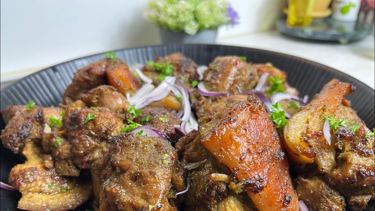 🌹porc braisé bien assaisonné et une bonne marinade verte. #cuisine #recette