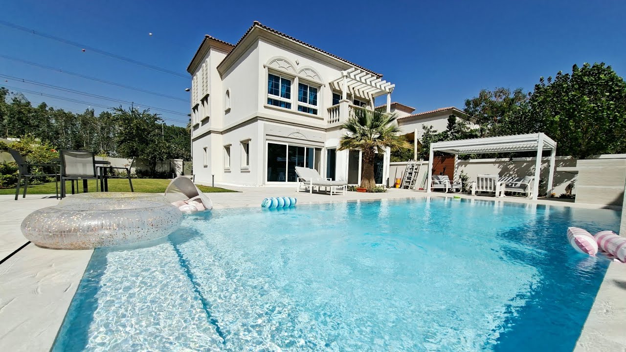 Absolutely Stunning | Corner | Single Row #Privatepool #my #dubai #perfect #house #realestate