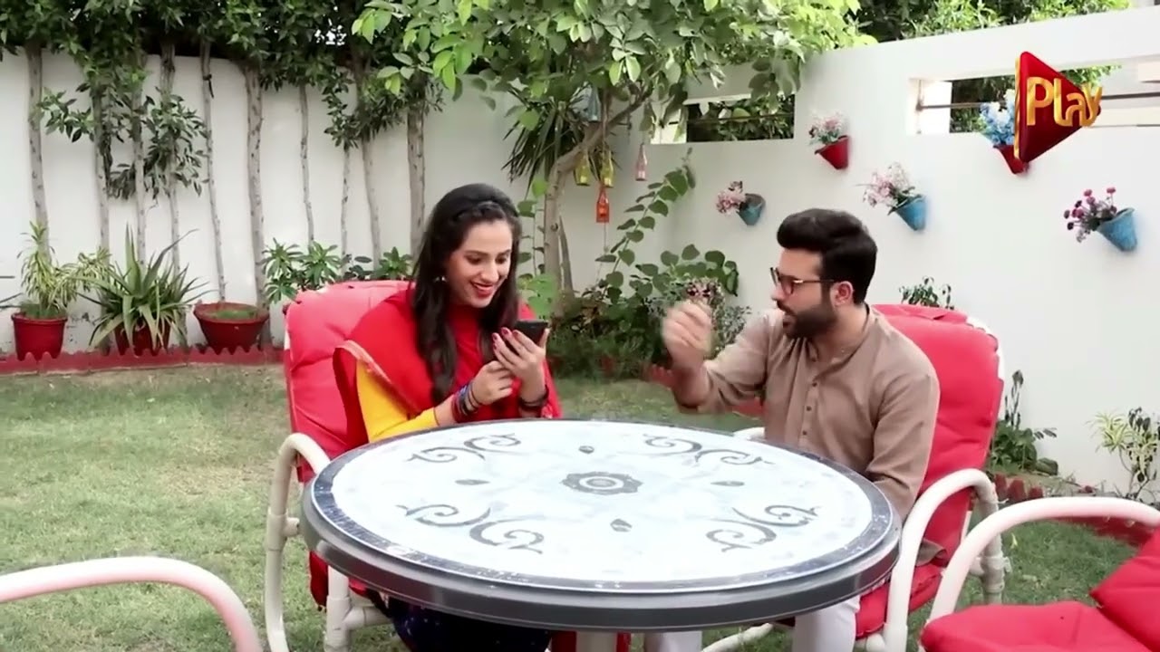 Khairan Ai noshee ki khabar lene 🤭 tasveere social media par #RSG | PlayEntertainment