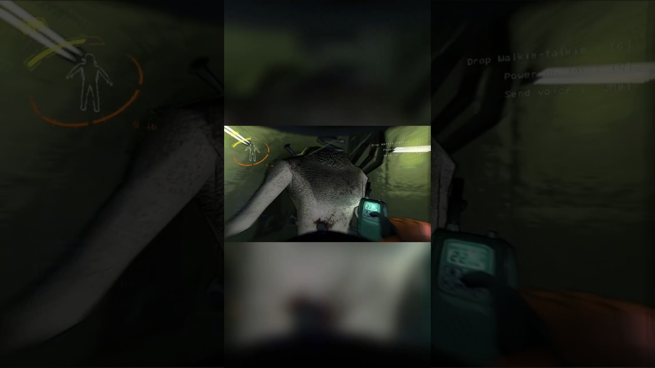 HIT THE BUTTON! #lethalcompany #funny #gaming #shorts