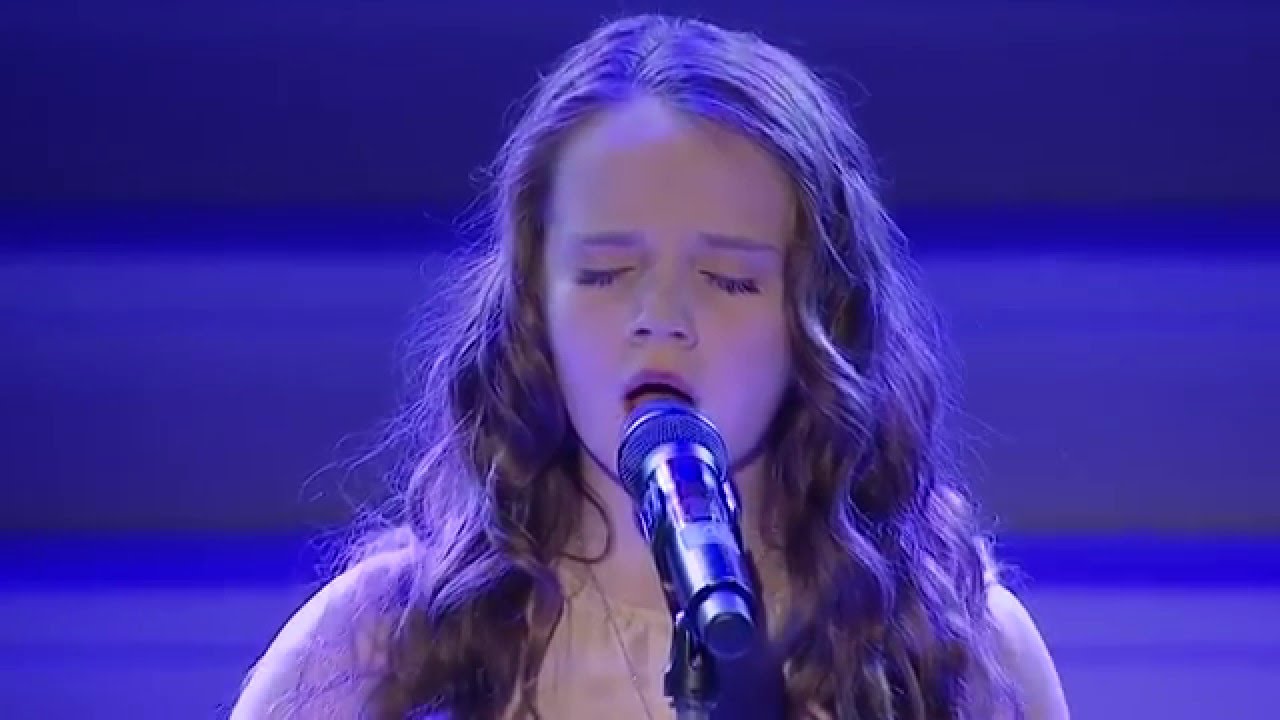 Amira Willighagen - 