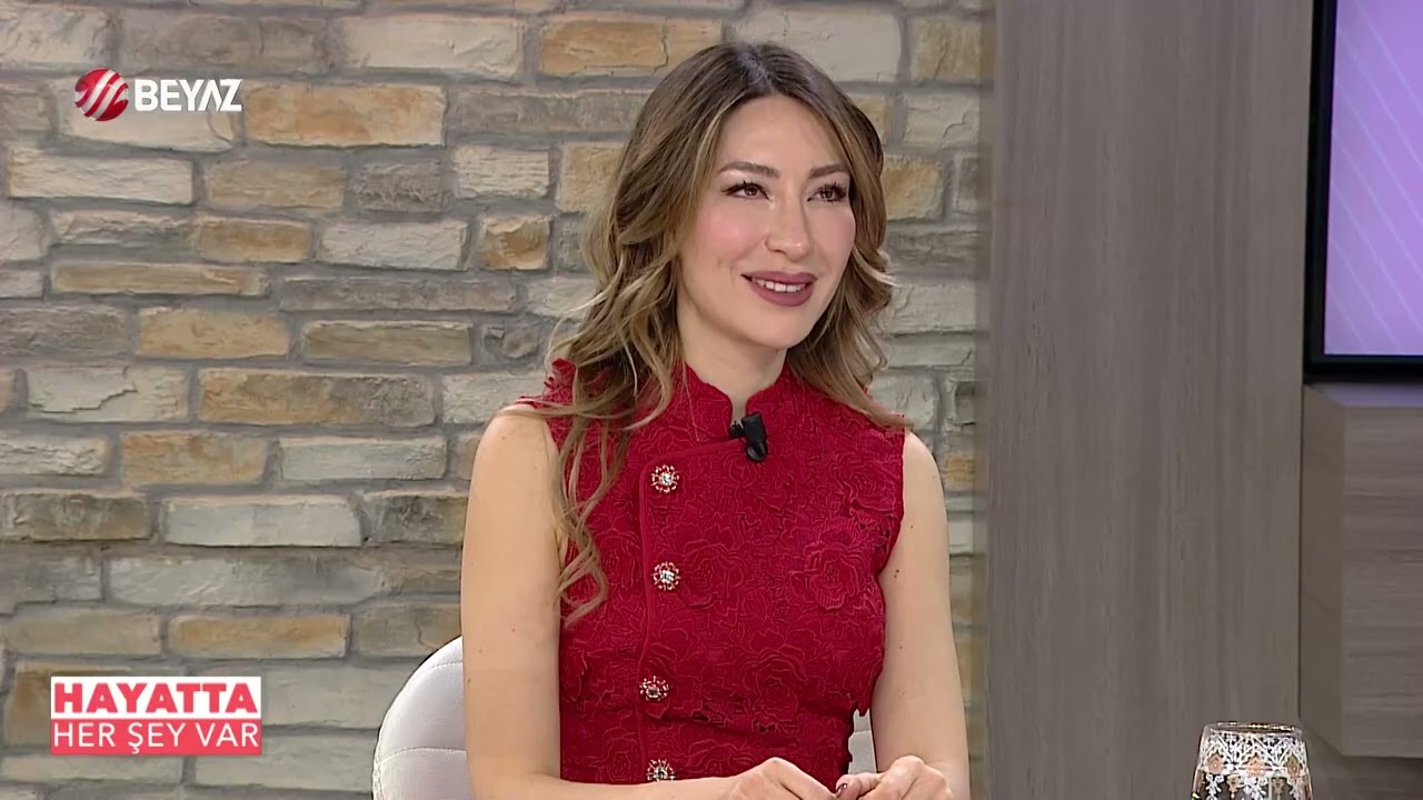 Nur Viral’le Hayatta Her Şey Var:  Kolajen Uyarıcı Dolgu Uygulamaları(kolajen aşısı, mineral aşı)