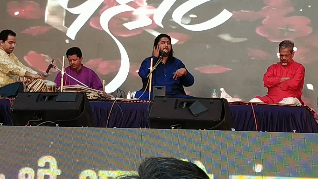 Swaradhish Dr Bharat Balvalli in Nashik Padwa pahat 2018