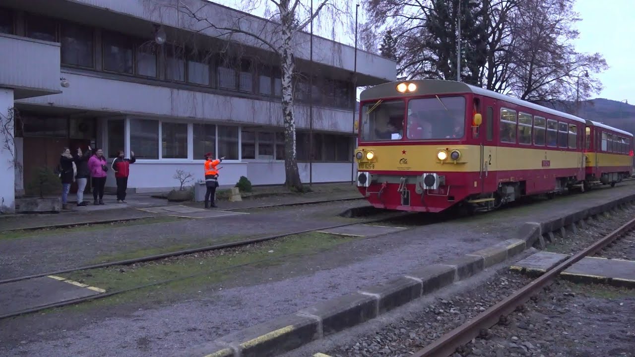 Vlakom na lyžovačku