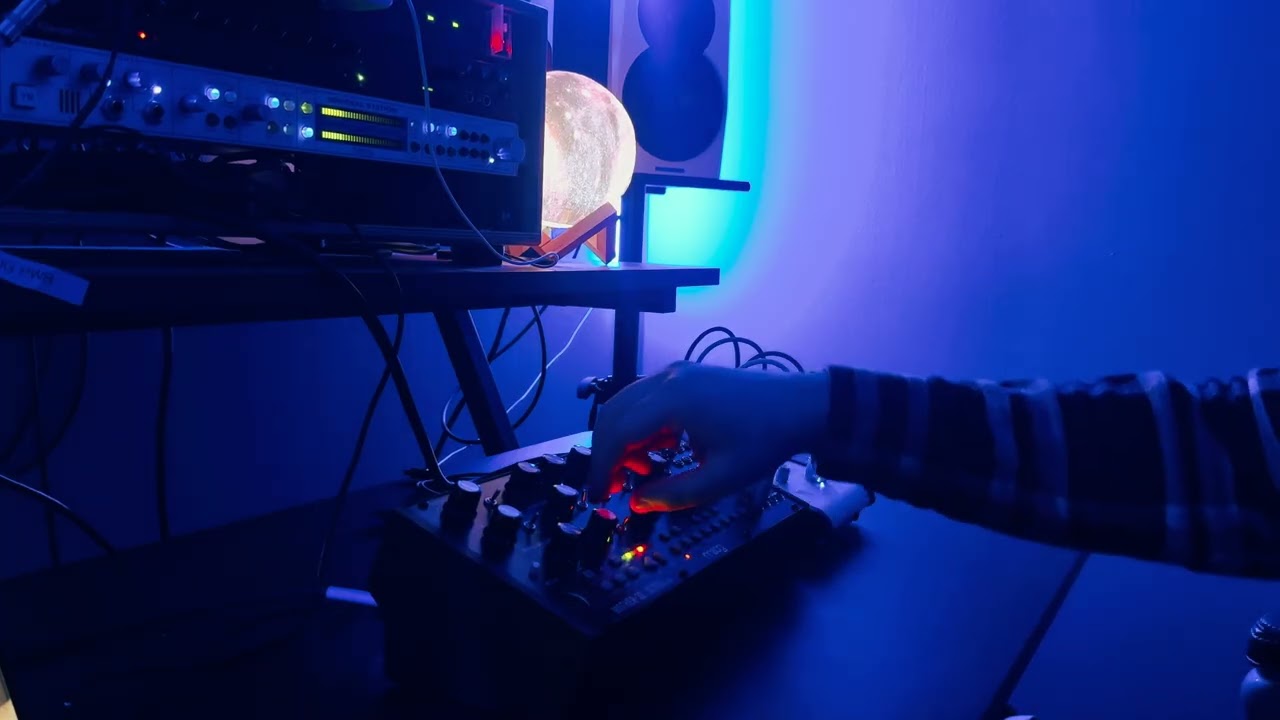 Ursa Archives - 008 (Moog Mother-32 Generative Ambient Patch)