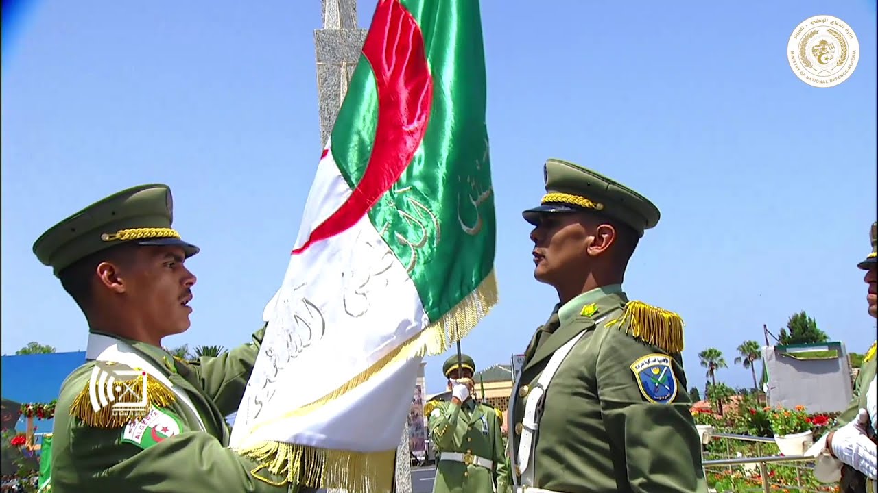 الأكاديمية العسكرية لشرشال دفعات جديدة تعاهد الوطن