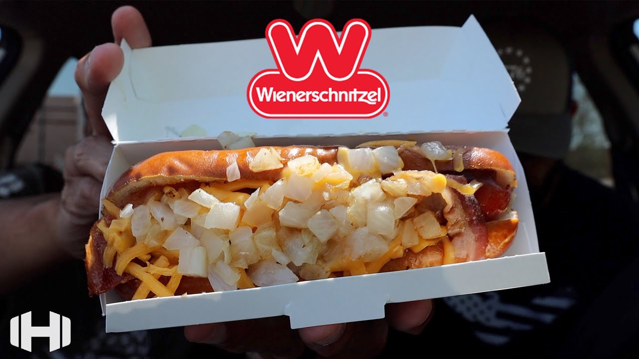 Eating Wienerschnitzel “Texas Dogs” & 