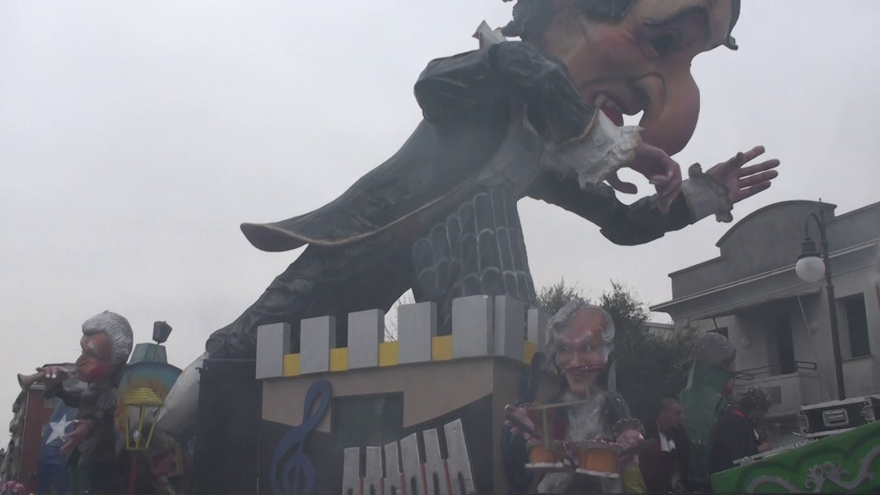 Azzano Decimo Pordenone carnevale 2019 n 1