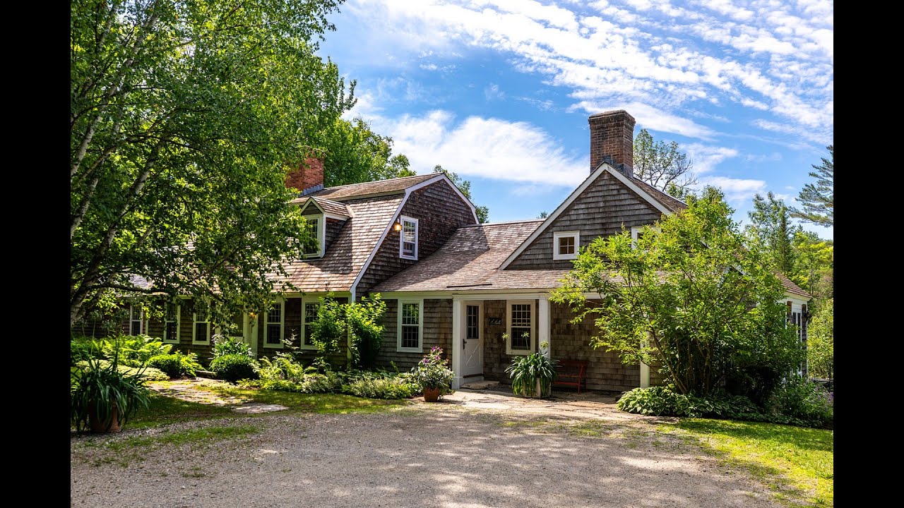 THIS HOME FOR SALE: 46 Uphill Road in Landgrove, Vermont (MMMRE)