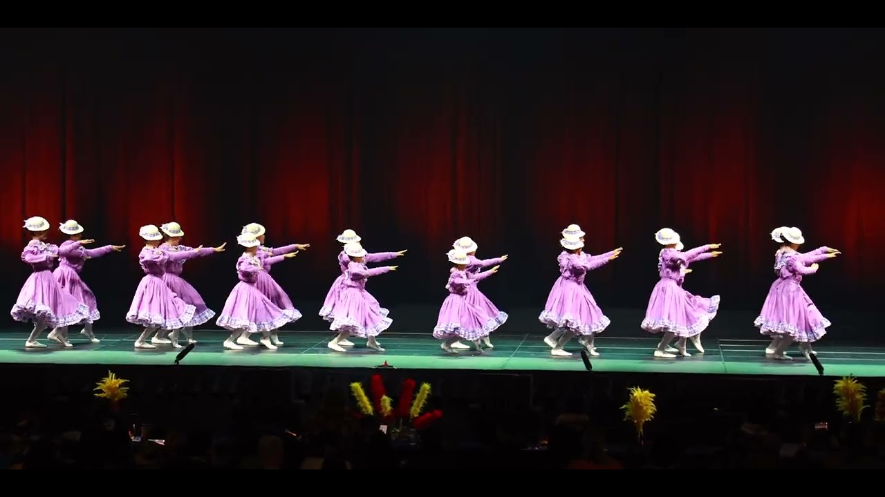 Hālau Hi'iakaināmakalehua Kaikamāhine 'O Lanakila Ke Ka'a Ahi Ali'i