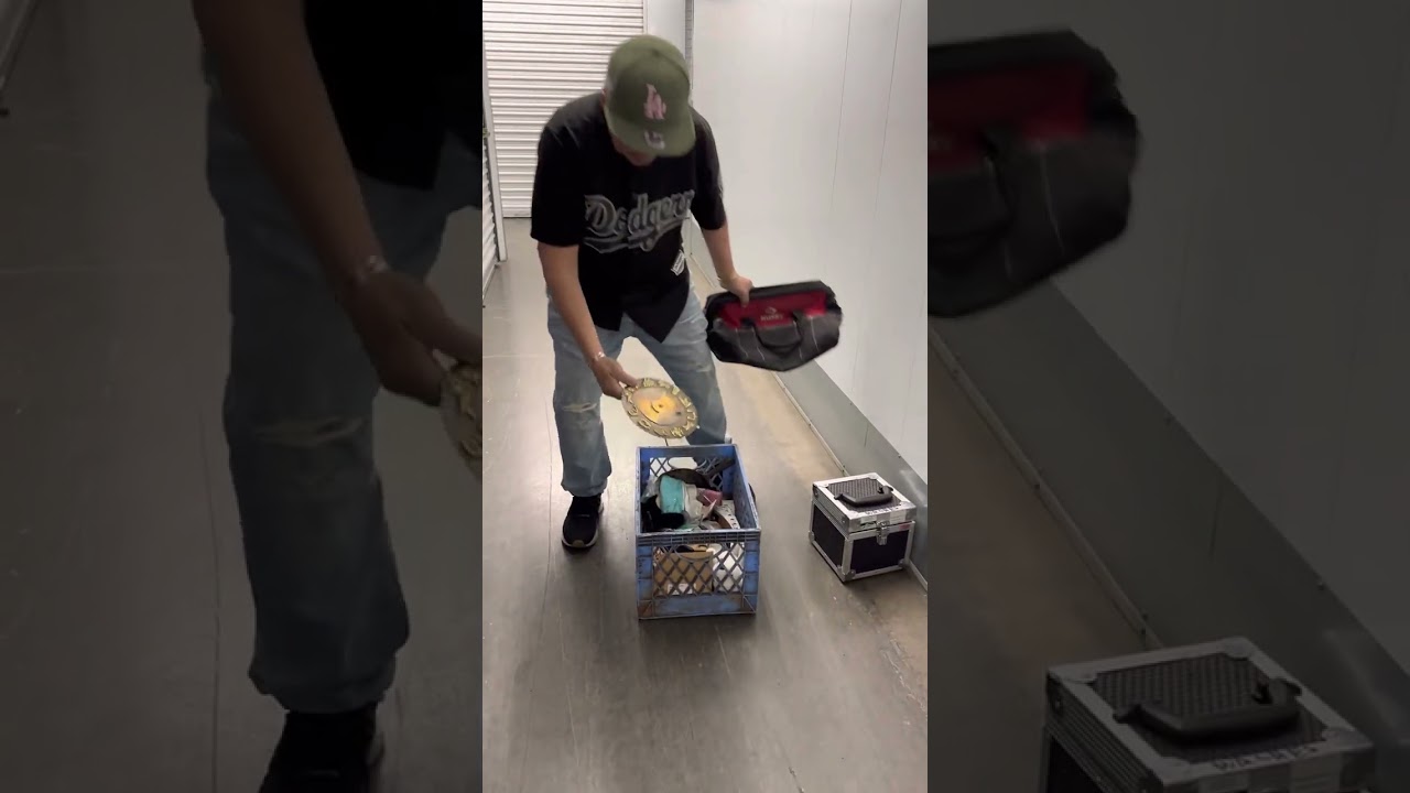 Compre un storage unit