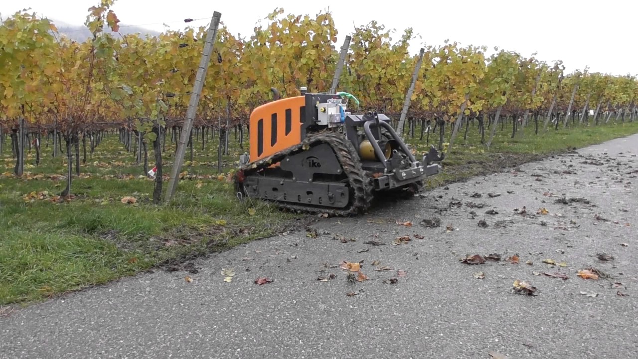 Autonomes Raupenfahrzeug für den Einsatz im Wein- und Obstbau