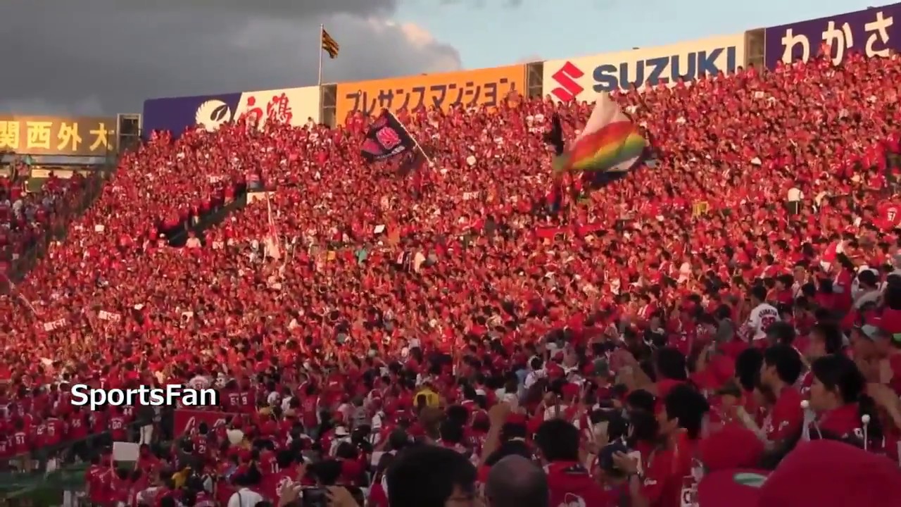野球とサッカーの応援を比較してみた