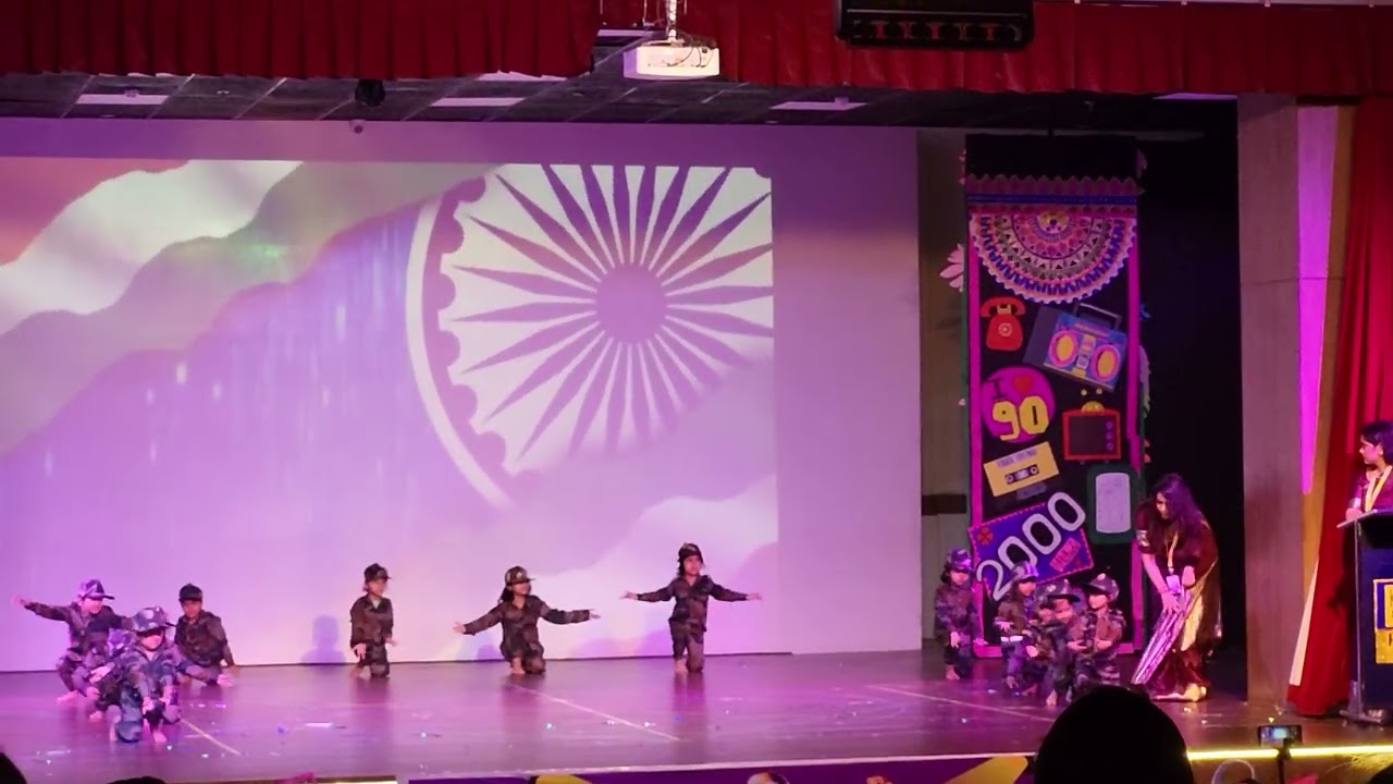 Annual day performance juinior kg daisy Kidzee sec 143 