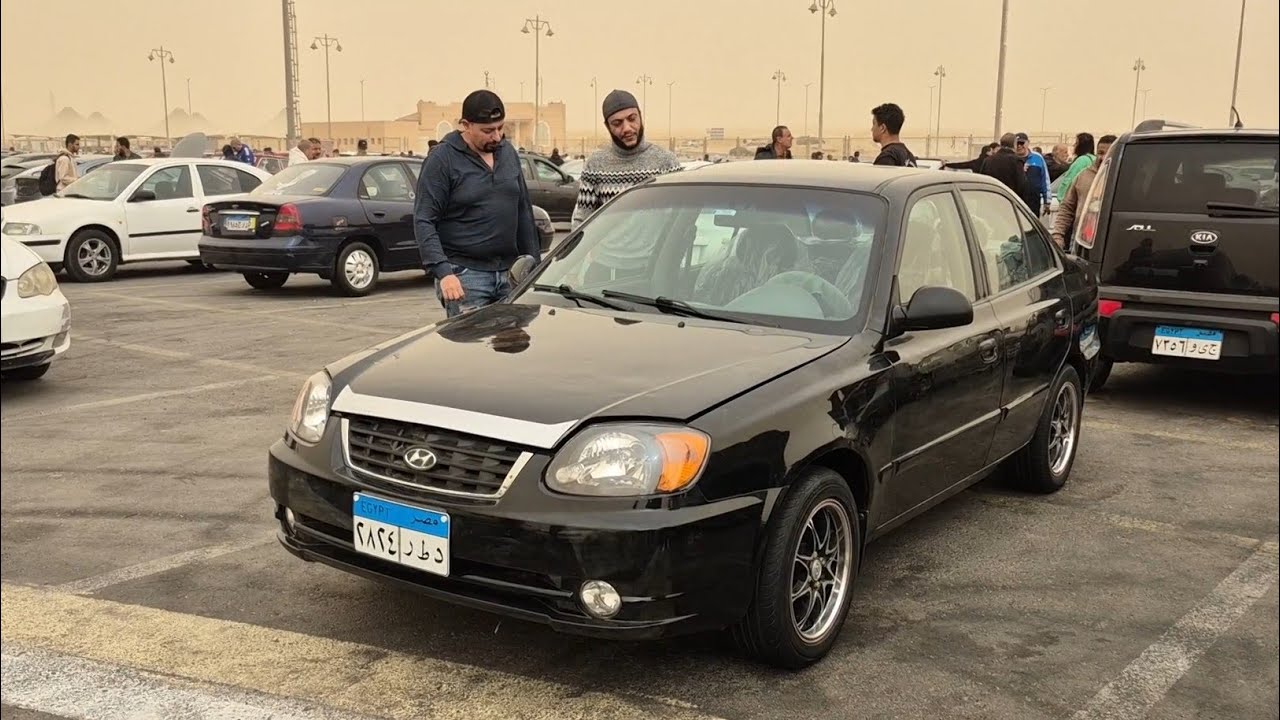 بقا فى حركه ف السوق والكل عاوز يبيع عشان يرووح فبينزلوا ف الاسعااار