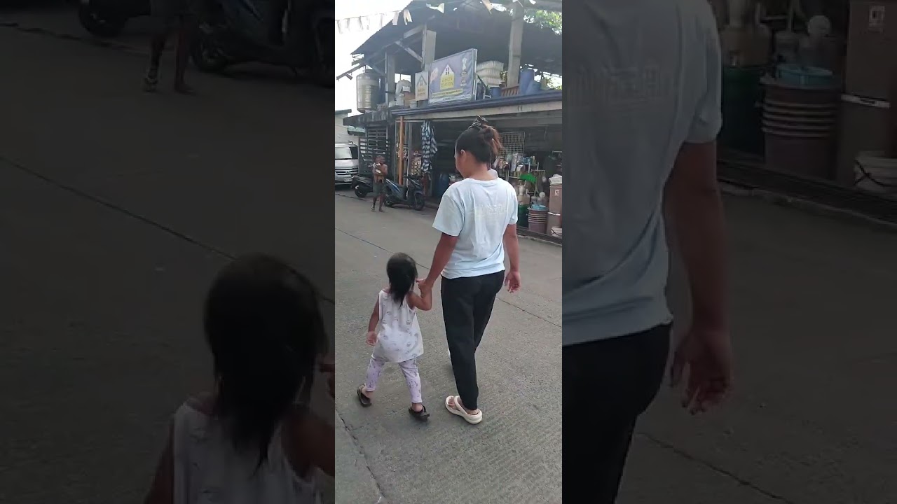 Pinakita sa akin ni Deb ang bundok ng PAYATAS 